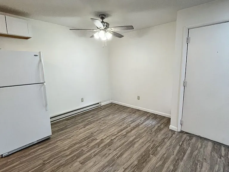 University Park Apartments near Cornell University — Photo 589
