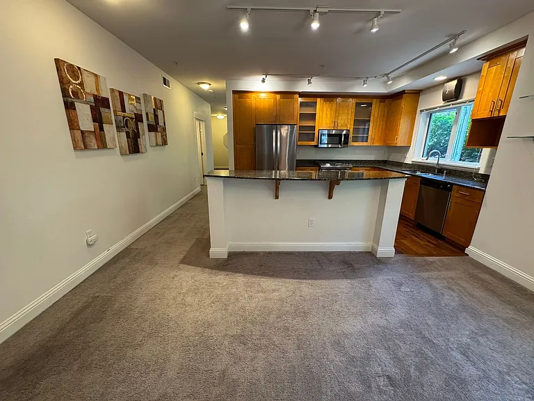 18707 SE Newport Way #111 — Photo 14