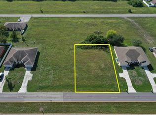 1108 Diplomat Pkwy E, Cape Coral, FL 33909