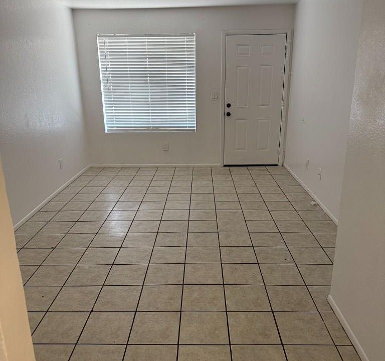 1st image of 61 W Inglewood St APT 3