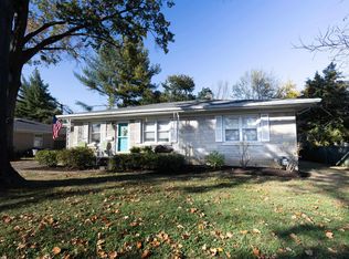 2068 John St, Evansville, IN 47714