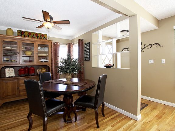 2nd image of 4848 N Mangrove Ave