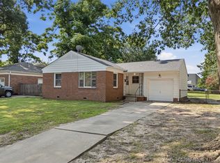 1126 E 49th Pl, Tulsa, OK 74105