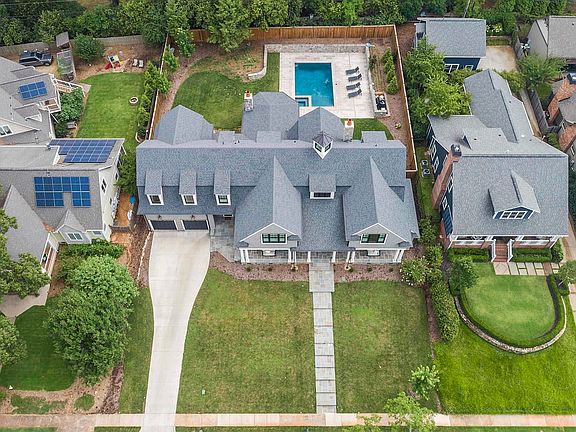 3rd image of 3 Seminole Dr