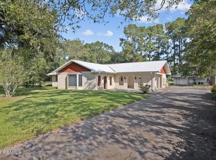 1083 Old Henderson Rd, Breaux Bridge, LA 70517