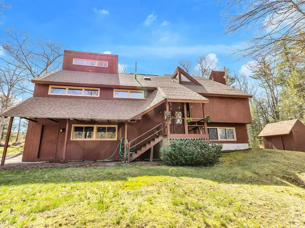 54 Lyndeborough Road, Amherst, NH 03031