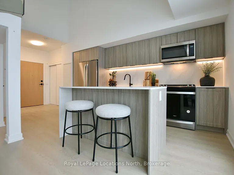 31 Huron St #603 — Photo 13
