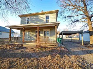 106 E Jones St, Mayetta, KS 66509