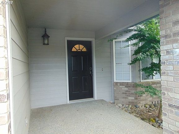 4th image of 17409 NE 27th Way