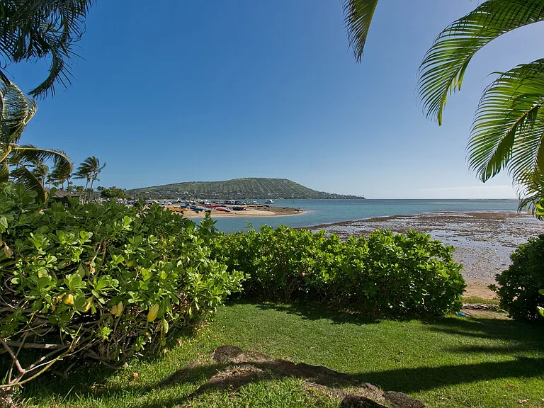 117 Maunalua Ave #C — Photo 23