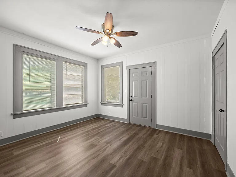 1850 Highland Ave — Photo 6