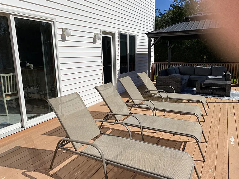 7 Sea Breeze Ave — Photo 13