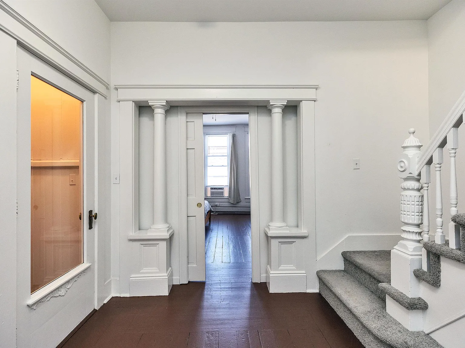 2 bed, 1880 sqft, $2,150 — Photo 3