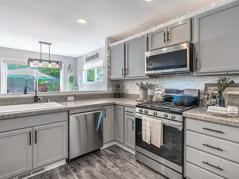 23003 SE 241st Pl — Photo 7