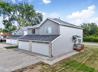 905 N Dakota Ave UNIT B, Ames, IA 50014