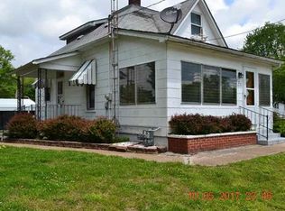 221 Saint Clair Ave, Marissa, IL 62257