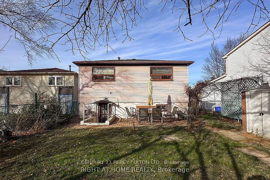 3 bed, $3,290 — Photo 3