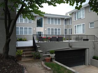 7557 Cromwell Dr APT 1N, Saint Louis, MO 63105