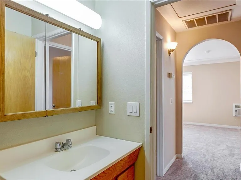 1024 Garland Ave — Photo 10