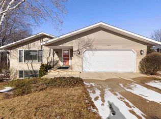 4510 Crescent Cir, Rockford, IL 61108