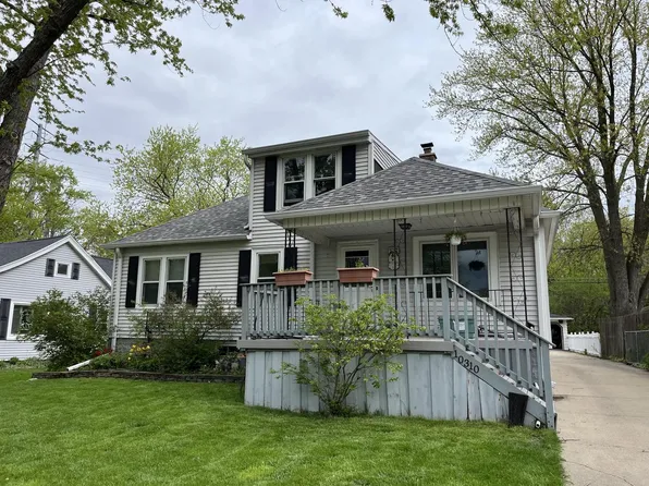 10310 West Bungalow PARKWAY, West Allis, WI 53214