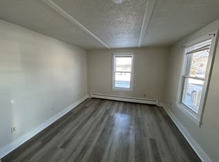 29 Pine St, Pittsfield, MA 01201