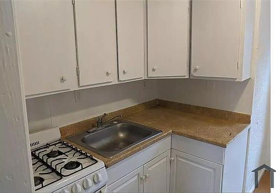 5th image of 525 Baltic Ave #2