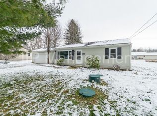 4214 Tapper Rd, Barberton, OH 44203