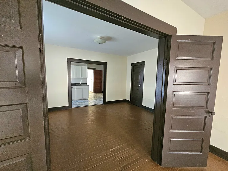 250 Obell Ct #3 — Photo 10