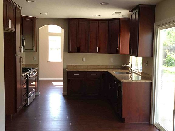 4th image of 1752 Terra Vista Ln