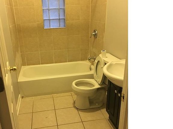 5th image of 1640 S Trumbull Ave #2