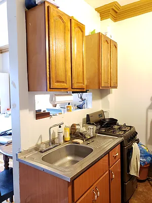 Rented by Signature Property Realty | media 68