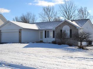 5222 Windrush Dr, Rockford, IL 61109
