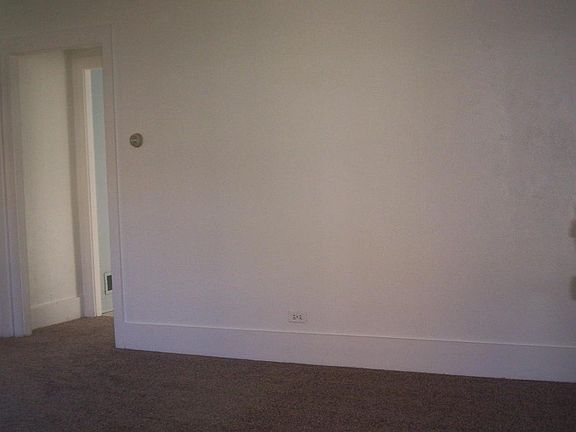 3rd image of 1010 S 21st St