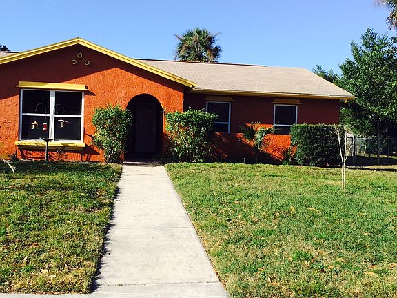 3rd image of 218 Odham Dr