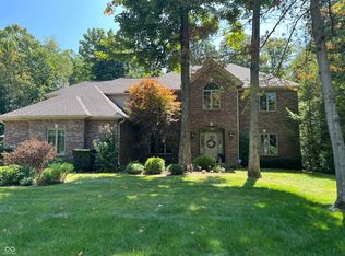 7391 W Fox View Trl, New Palestine, IN 46163