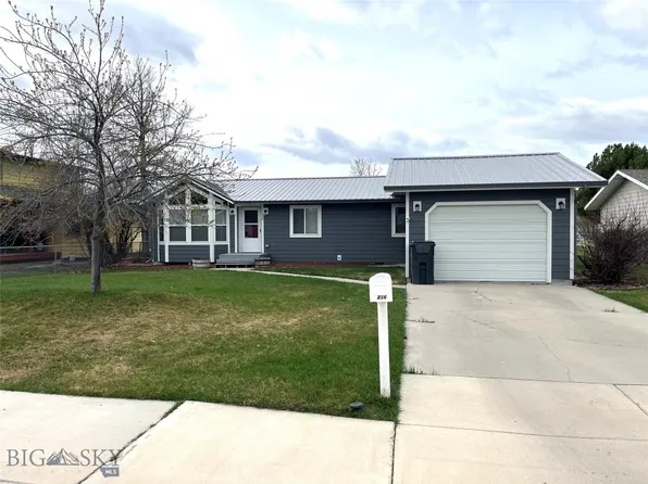 1236 E Helena St, Dillon, MT 59725