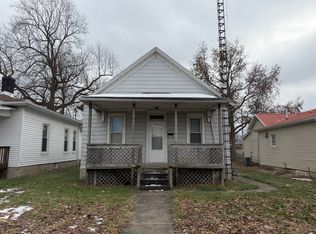 724 N Kickapoo St, Lincoln, IL 62656