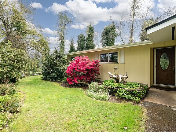 2nd image of 78492 Currin Blvd