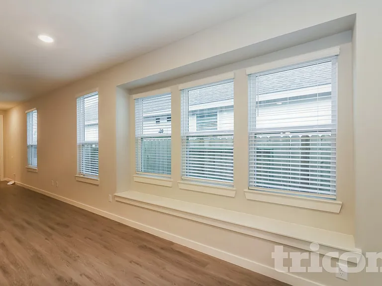 2350 Bailey Fields Ln — Photo 8