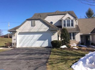 129 Hawthorne Ct, Wyomissing, PA