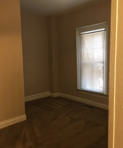 65 W Starr Ave #B — Photo 5