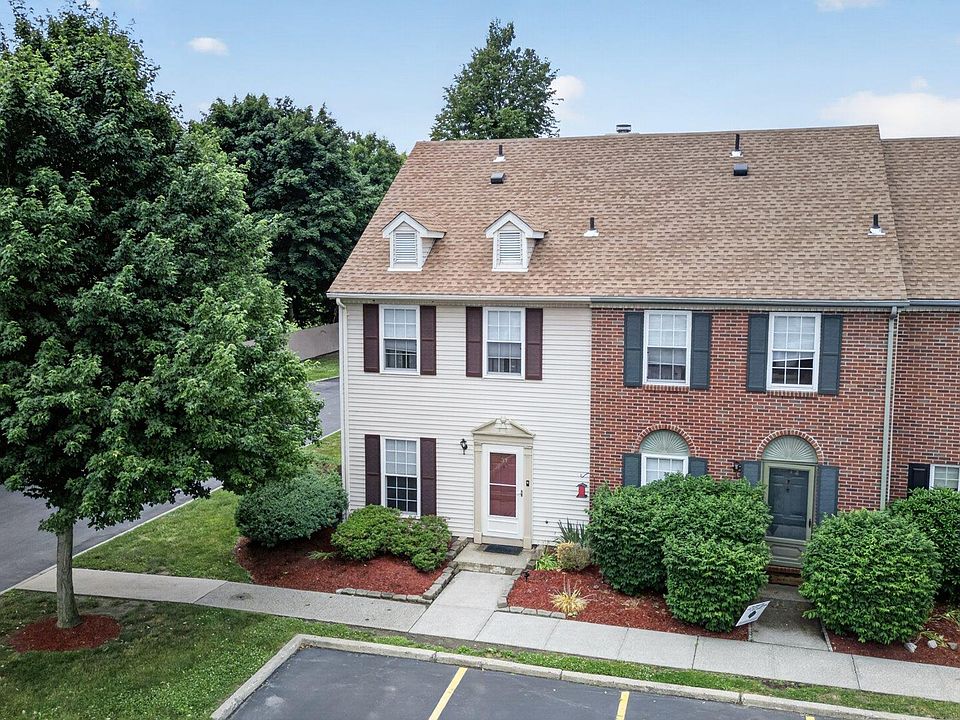 1st image of 31 Burnett Way