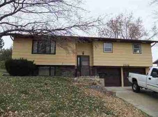 2308 Highland Dr, Norfolk, NE 68701