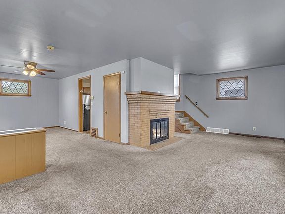 3rd image of 241 Amory STREET