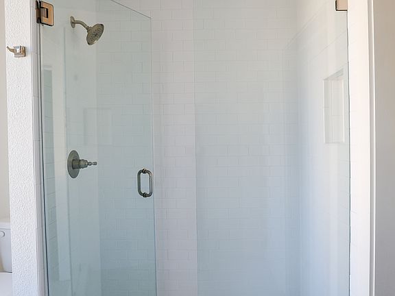3rd image of 230 N Barcelona St #2