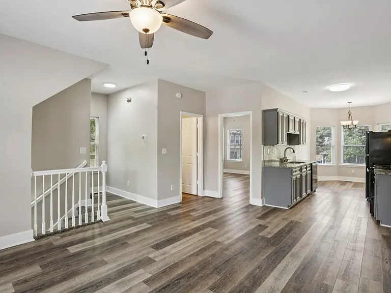 751 Prince Pl NW — Photo 10