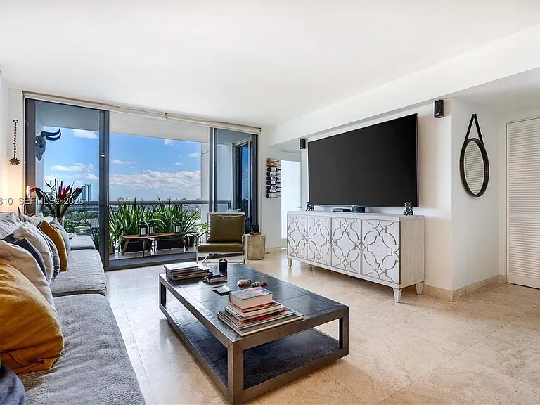 1900 Sunset Harbour Dr #1715 — Photo 3