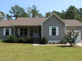 462 Woodland Dr, Swansboro, NC 28584