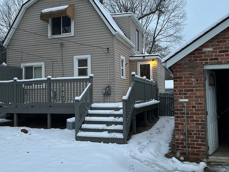 21511 Hancock St — Photo 10